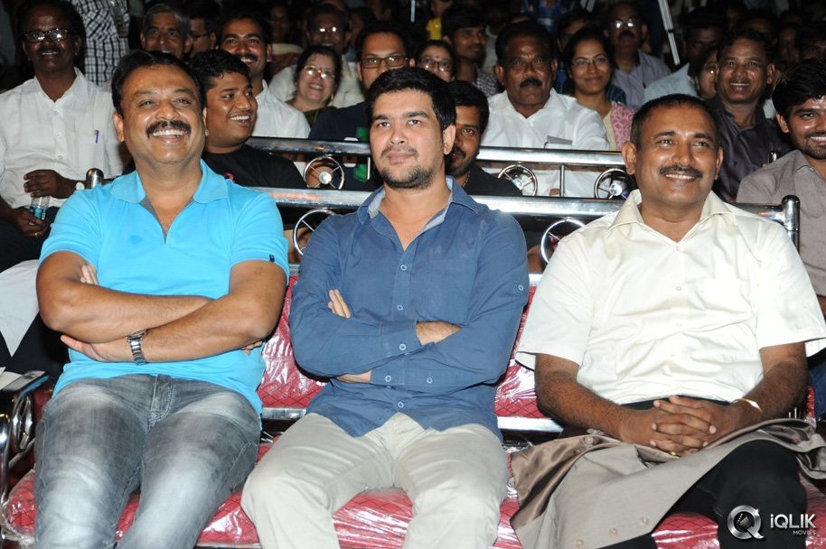 Undhile-Manchi-Kalam-Mundhu-Mundhuna-Movie-Audio-Launch